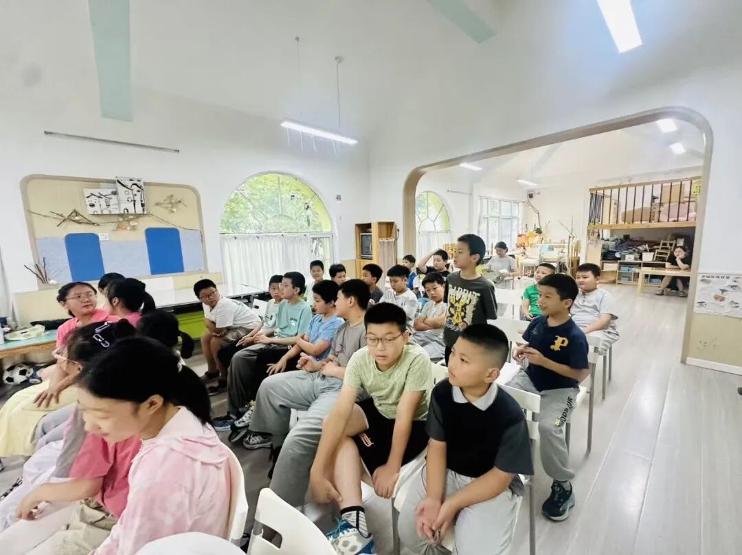 法治伴成长!淮安市一院爱心暑托班开设法治课堂,筑牢青少年法治根基