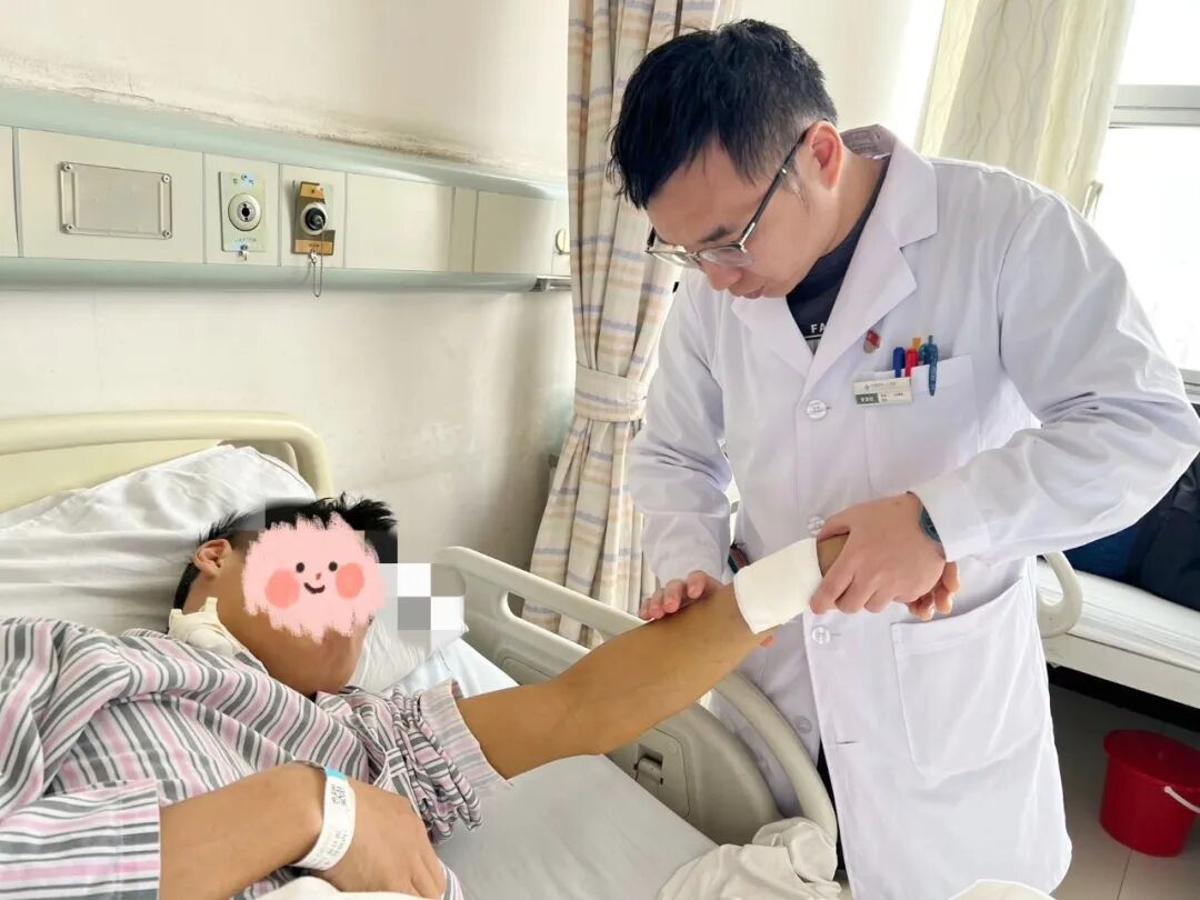 【优质服务】精研通路技术 守护透析生命线——师市血液净化中心血管通路团队匠心护航患者健康
