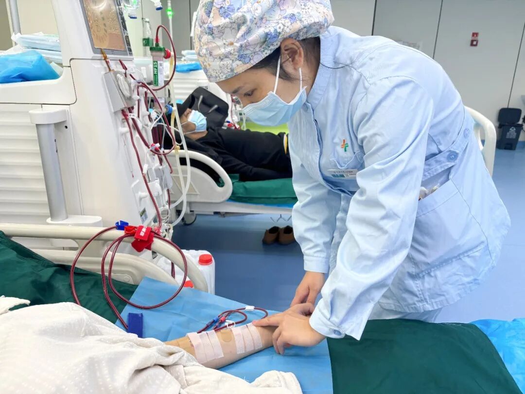 【优质服务】精研通路技术 守护透析生命线——师市血液净化中心血管通路团队匠心护航患者健康