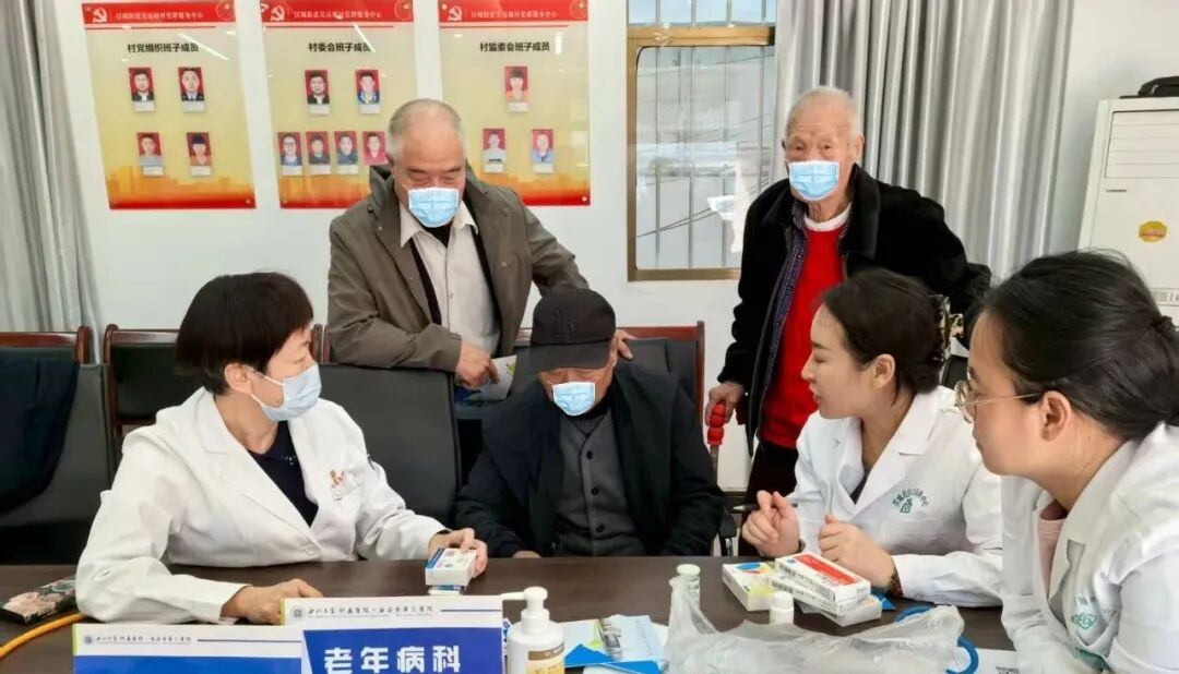 【喜报】省级金奖!“银发族的健康翻译官”志愿服务项目再获殊荣