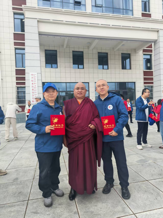 医心援藏护高原心跳 科研赋能筑健康防线——东莞台心医院心血管内科林玉壁博士赴藏公益义诊纪实暨高原心脏健康科普