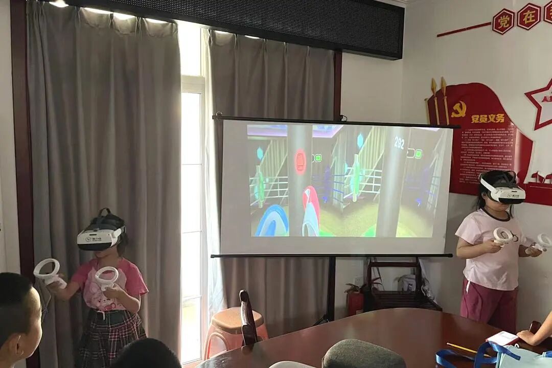 别把“好动”当顽皮！我院阳逻院区儿童康复科团队进社区带家长“看懂”孩子的大脑