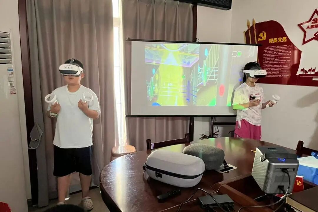 别把“好动”当顽皮！我院阳逻院区儿童康复科团队进社区带家长“看懂”孩子的大脑