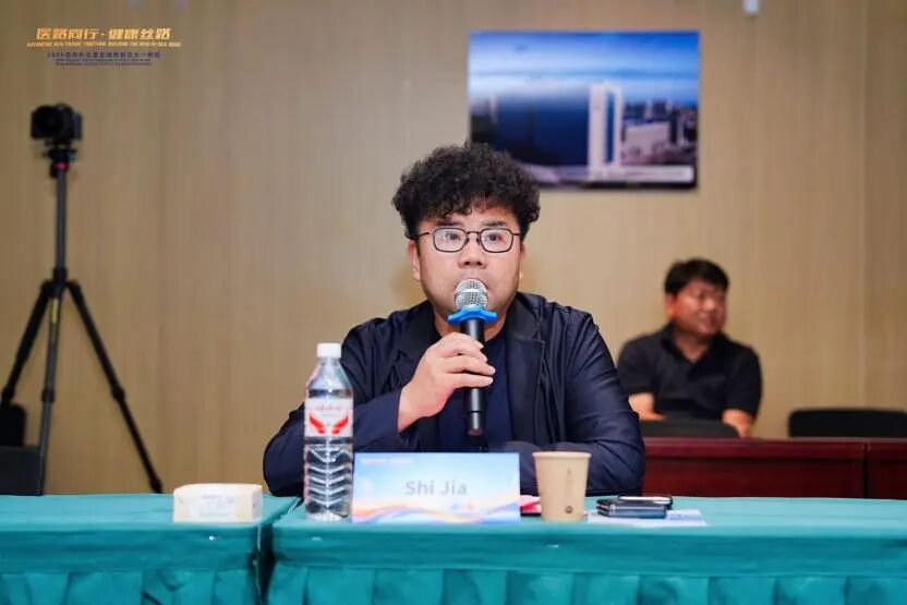 医路同行 健康丝路——2026驻华外交官走进西安交大一附院