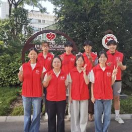 【医院动态】被需要是最好的成长：2026年暑期志愿者的夏日印记