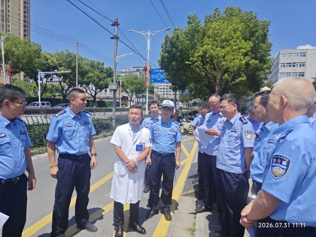 “医”路畅通|葛关路路口完成交通优化!就医出行更安全、更顺畅