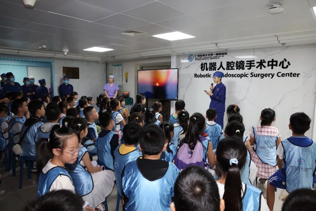 萌娃变身一日“小医生” | 2026年职工子女暑假医院体验日活动圆满完成