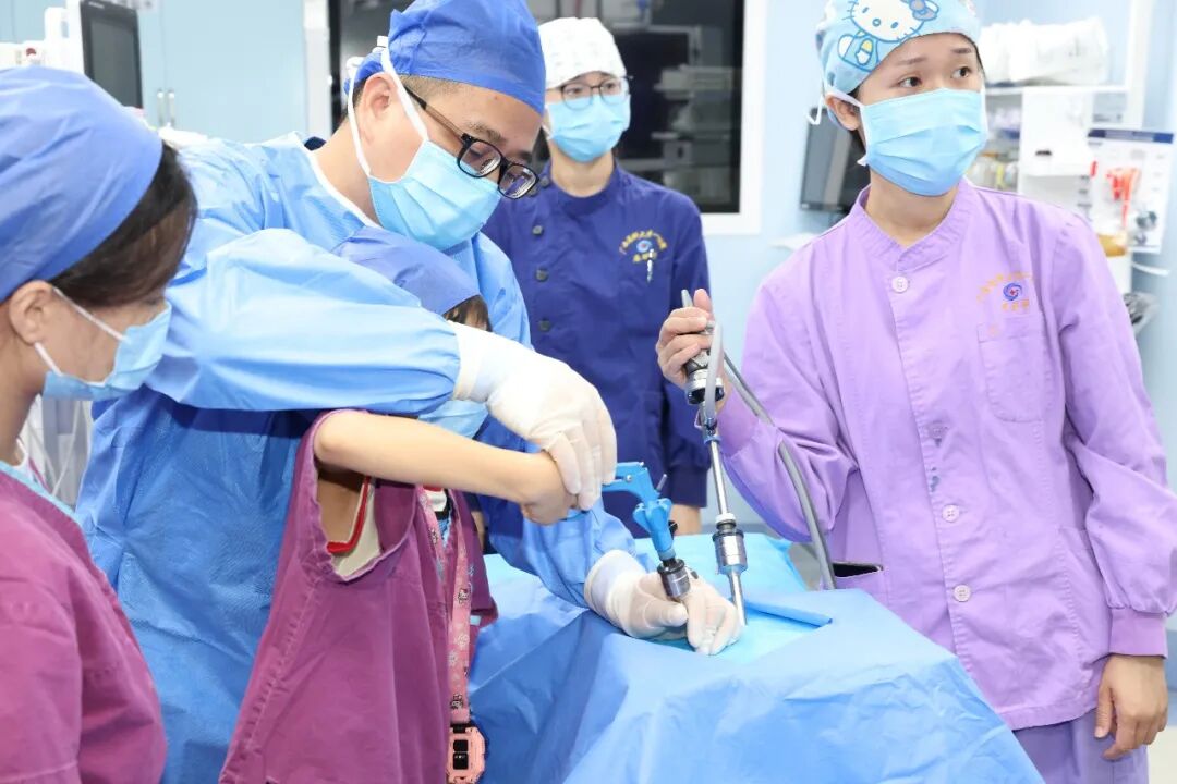 萌娃变身一日“小医生” | 2026年职工子女暑假医院体验日活动圆满完成