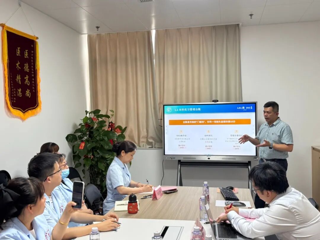 深入基层 协同育人 | 广西医科大学第一附属医院授牌两个社区卫生实践基地