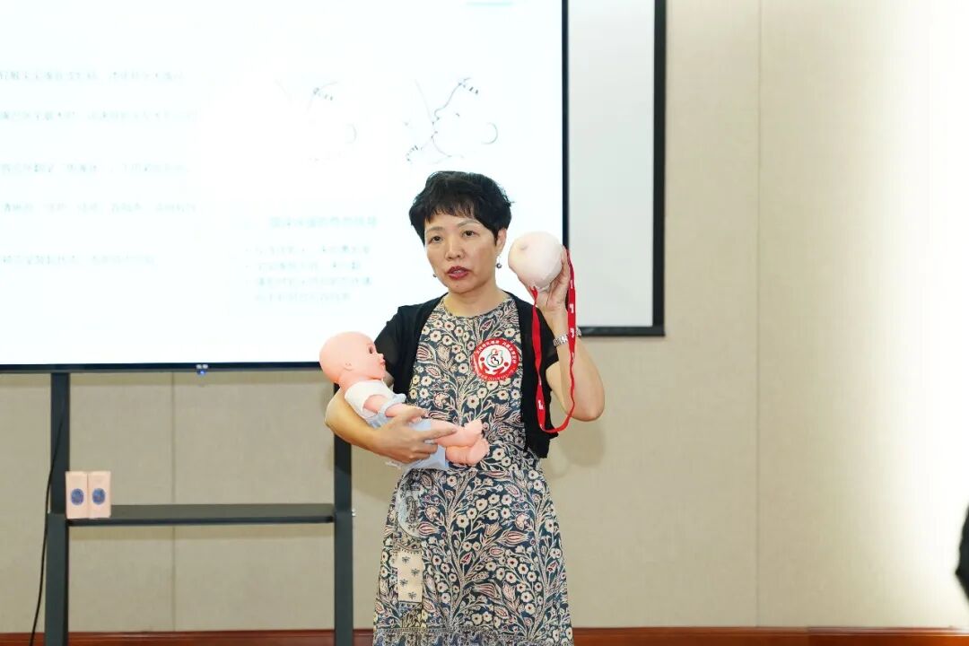 一课、一访、一关怀!正兴医院母乳喂养周活动现场直击→