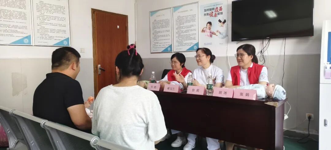 世界母乳喂养周 | 句容市人民医院母乳喂养宣教服务走进崇明社区卫生服务中心