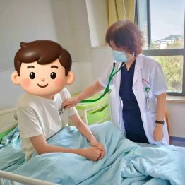人文视角丨以爱消融稚心「孤独」  以暖意铸医患温情
