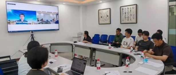喜报！淮安市一院在全球数智教育创新大赛AI for Medicine赛道暨“厚道泛雅”医学教育智能体大赛中荣获二等奖！
