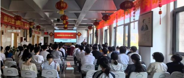 以学促练强本领｜我院举办实习生理论授课暨第三十九次道德大讲堂活动