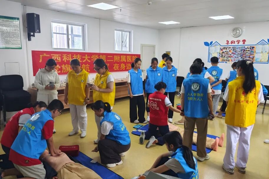 【医院文化建设】我院2026年“医脉相承续新篇,暑护全龄少年行”暑期研学营第三期亲子专场圆满落幕