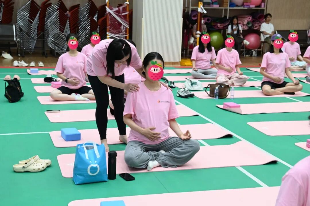 深圳市妇幼保健院第二届孕妇瑜伽公益活动顺利举办