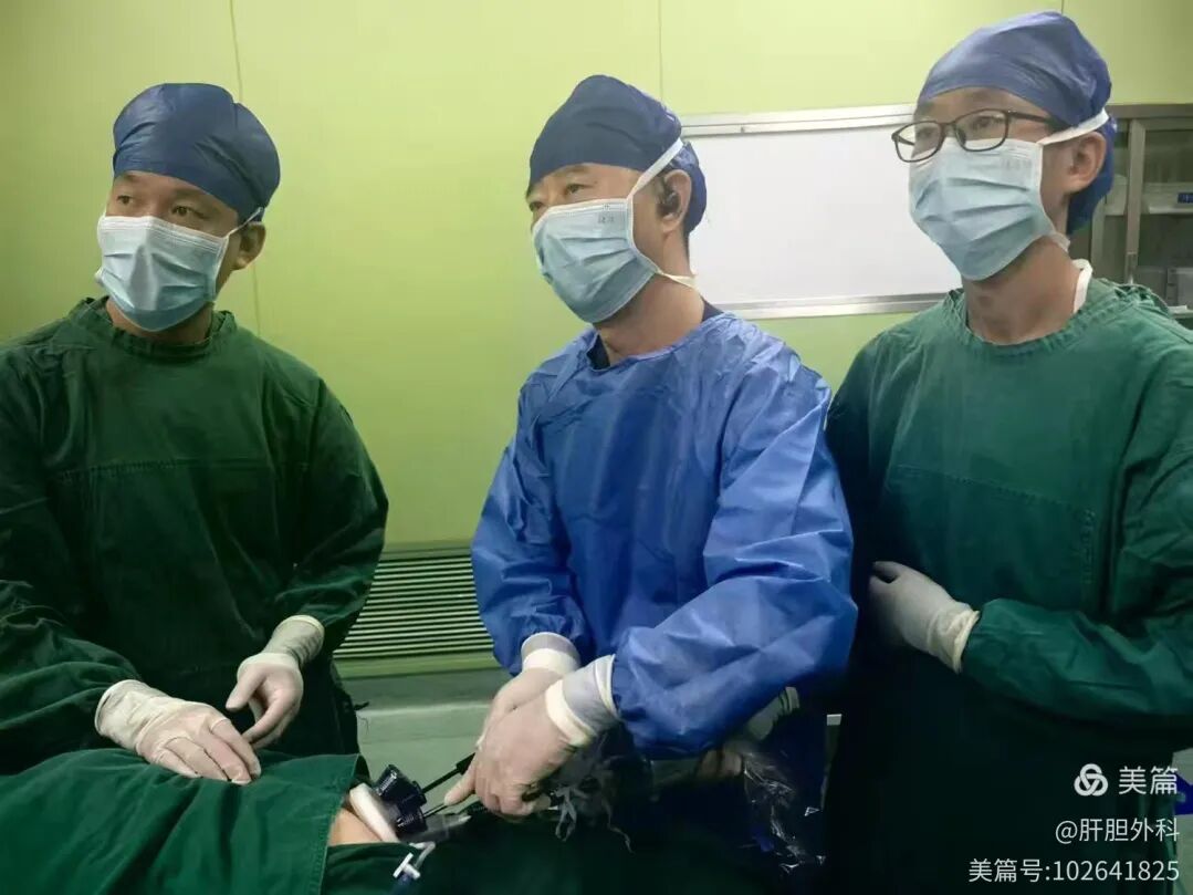 “脐”迹取石,胆宁无痕——河科大二附院成功完成院内首例单孔腹腔镜胆囊切除术