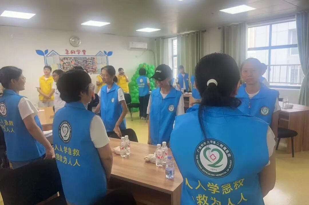 【医院文化建设】我院2026年“医脉相承续新篇,暑护全龄少年行”暑期研学营第三期亲子专场圆满落幕