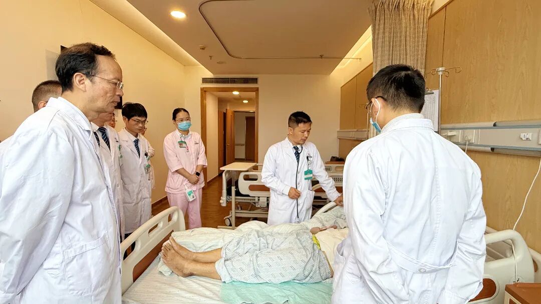 腹泻半年没当回事,一查竟是乙状结肠癌!台心医院胃肠外科精准微创除病灶