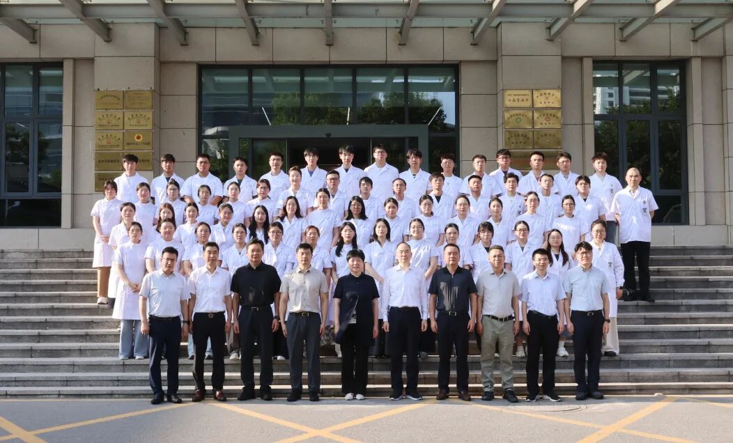 扣好从医“第一粒扣子”标定人生“新坐标”——泰州市人民医院2026年度新员工岗前培训圆满收官
