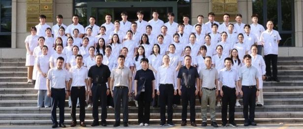 扣好从医“第一粒扣子”标定人生“新坐标”——泰州市人民医院2026年度新员工岗前培训圆满收官