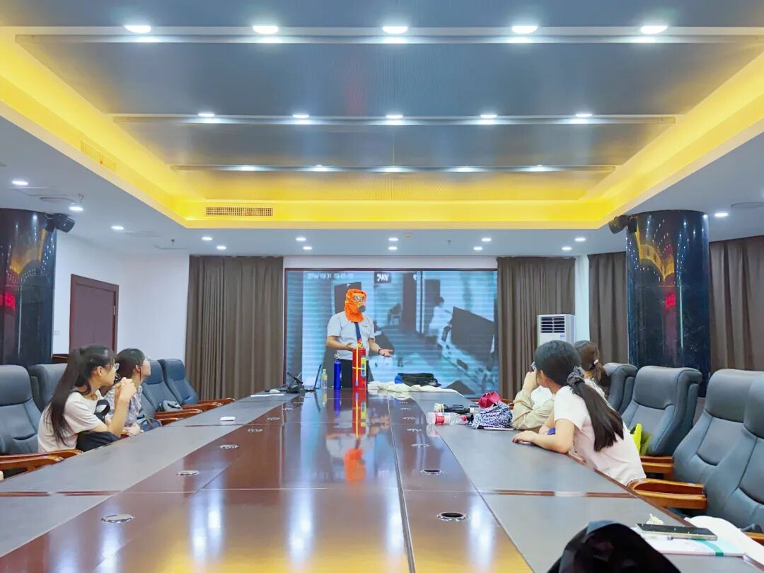 逐梦杏林启新程 青春聚力担使命——本溪市中心医院圆满完成2026年新员工岗前培训工作