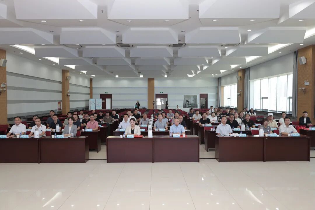 医汇智联数智启新|【行走的课堂】参访研学新疆站走进石河子聚力探索边疆医疗物联网高质量发展新路径