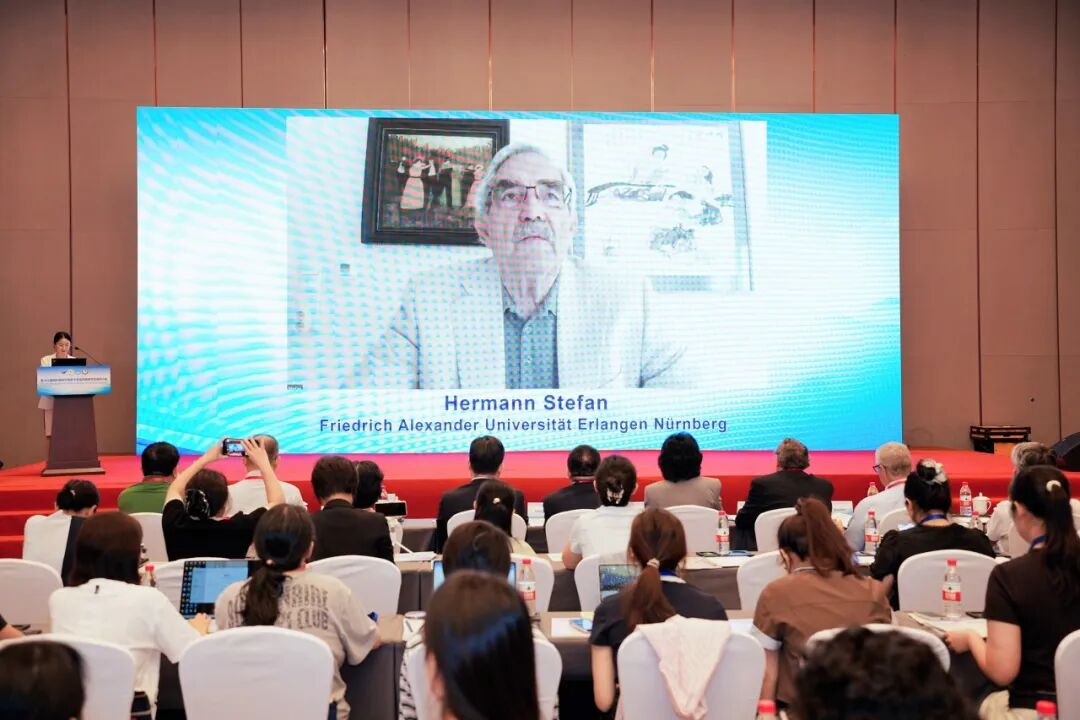 对话国际前沿，共探癫痫诊疗未来——第十六届国际癫痫学者夏令营在浙大四院成功开幕