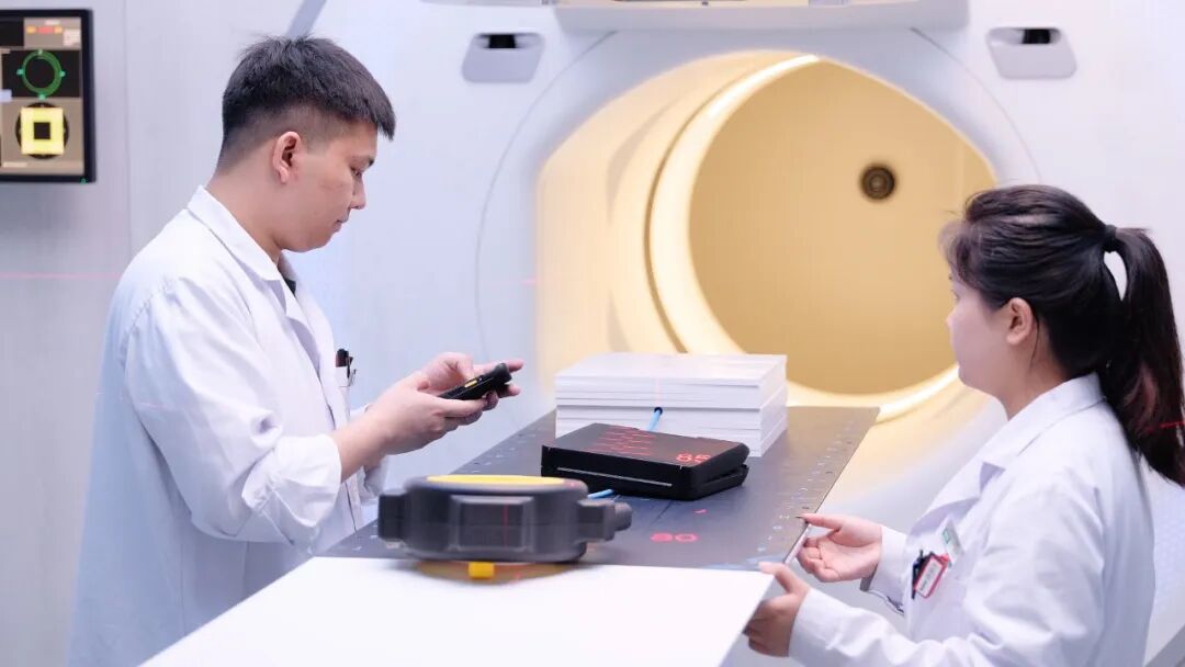【医疗叙事】从烽火边疆到军垦热土——放疗专家陆军主任的石河子“初心”之旅