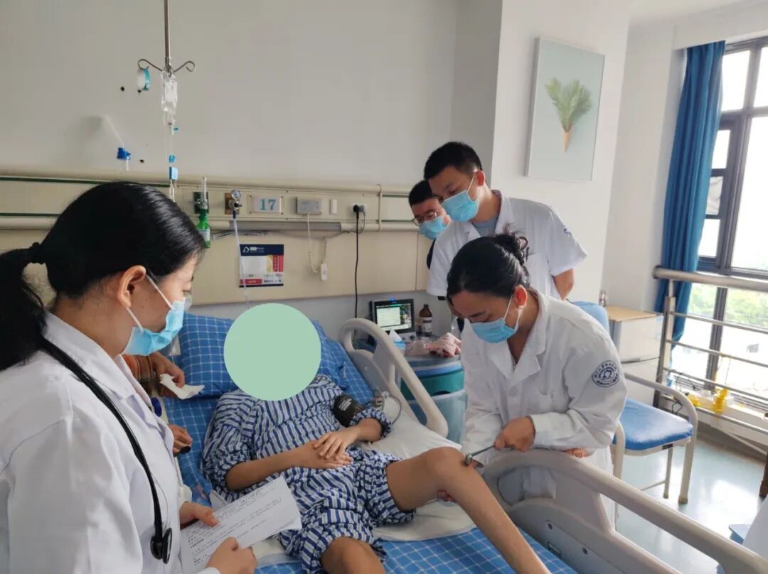 喝水总呛、吃饭噎别硬扛!上海阳光康复专家来院指导 规范应对吞咽障碍