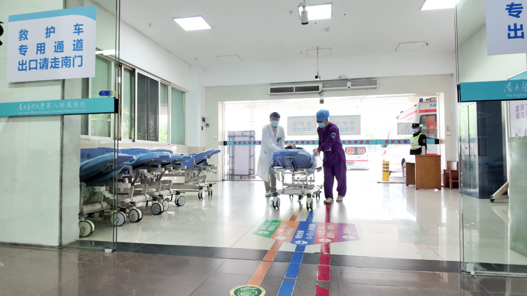【医师节特辑·中心力量②】卒中中心:中风取栓“一步到位”,守护中风患者大脑