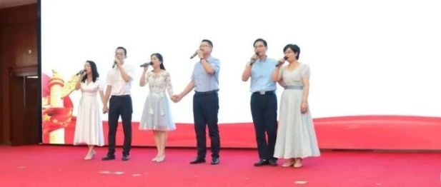 【星河赠白衣】医师节与七夕同至：他们的浪漫，从一张会诊单开始