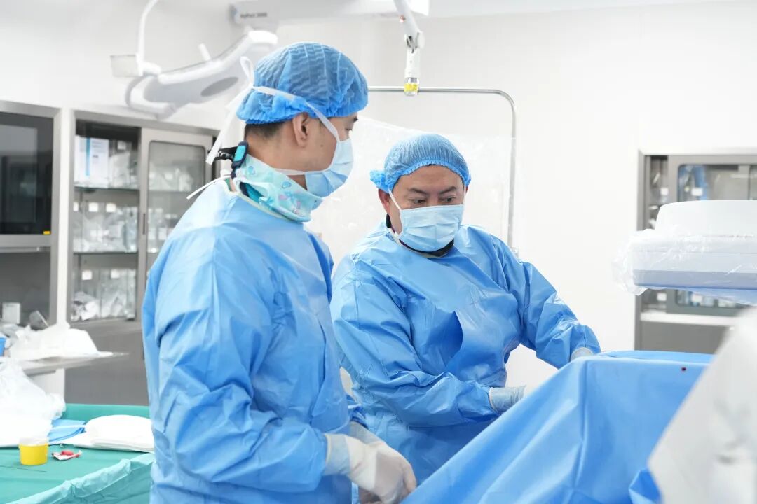 【媒体聚焦】八旬老人双下肢严重缺血行走困难,我院心内科微创球囊扩张术成功打通闭塞血管