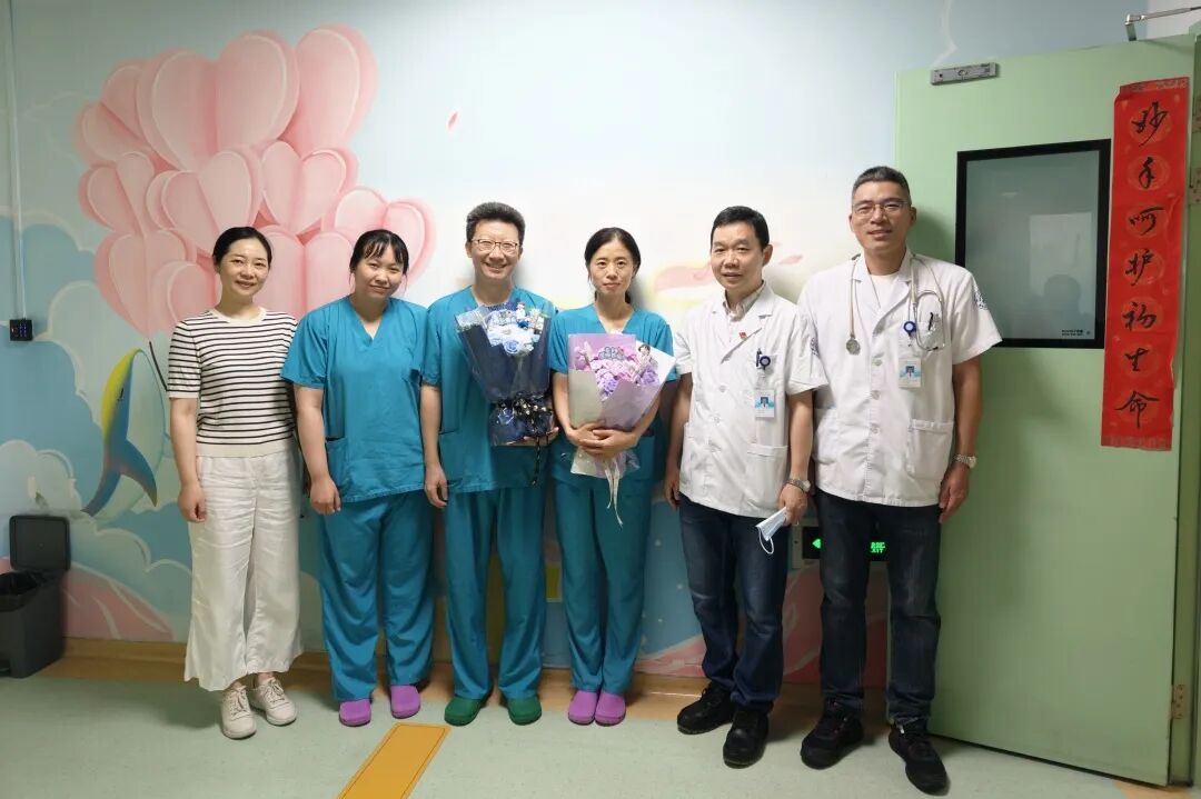 铸魂强基 德高技精 | 致敬每一位生命守护者,祝全体医师节日快乐!
