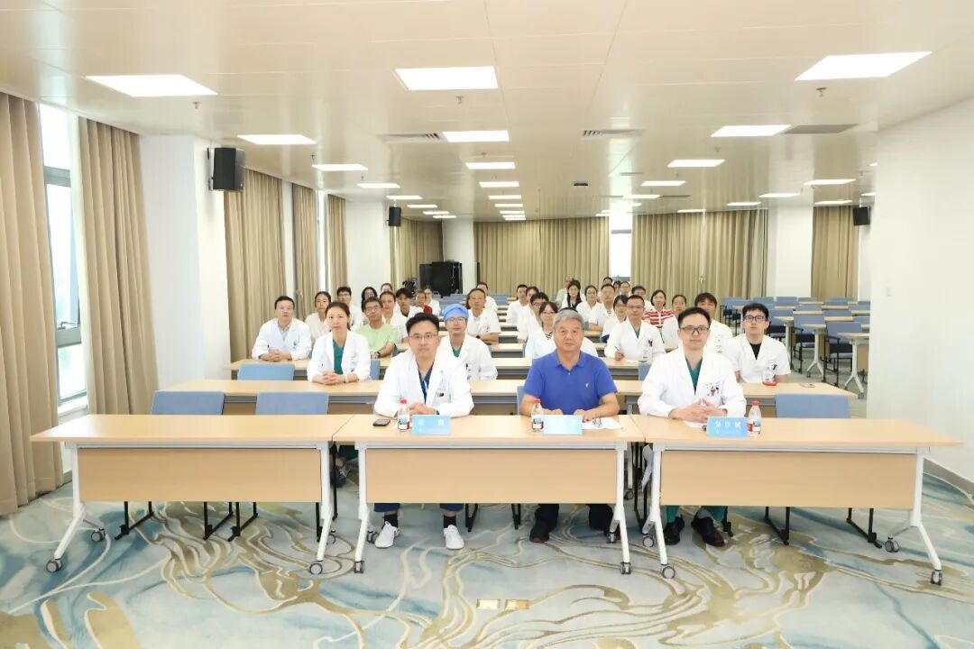 医师节快乐丨瑞金海南医院召开第九个中国医师节庆祝暨表彰大会