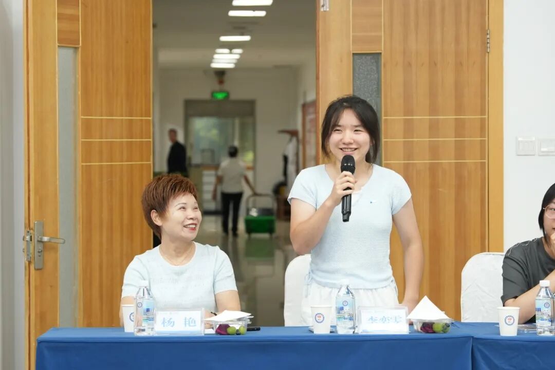 十四年温情延续 我院举办职工子女上大学欢送会