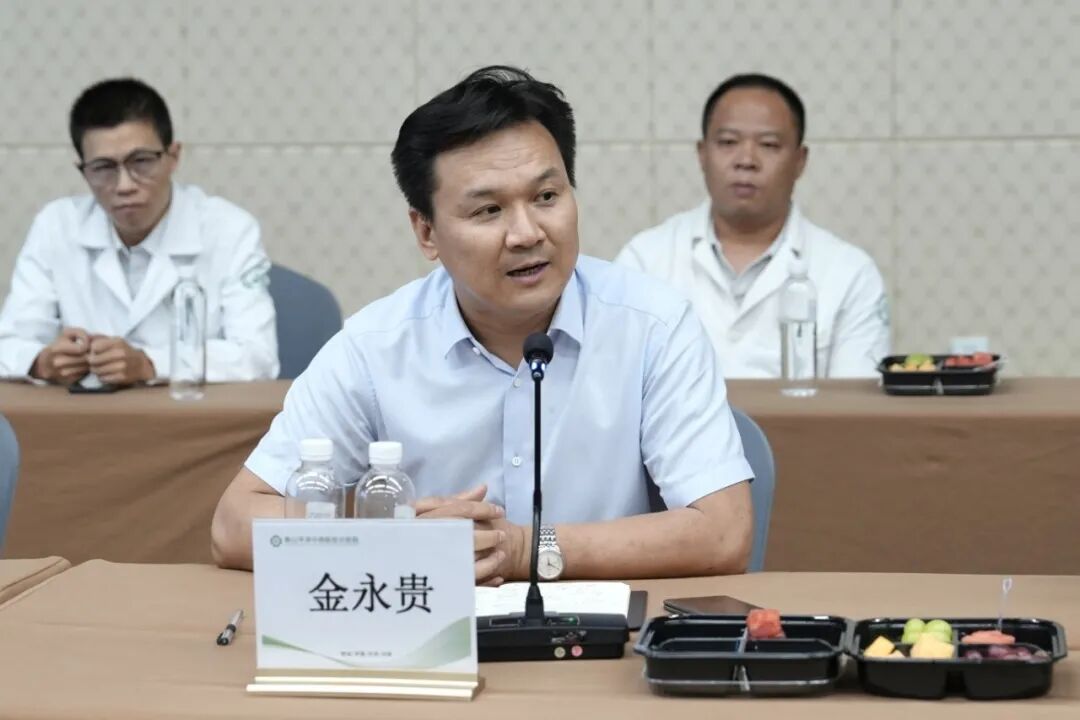 铸魂强基 德高技精 | 黄山华泽医院开展庆祝第九个“中国医师节”系列活动