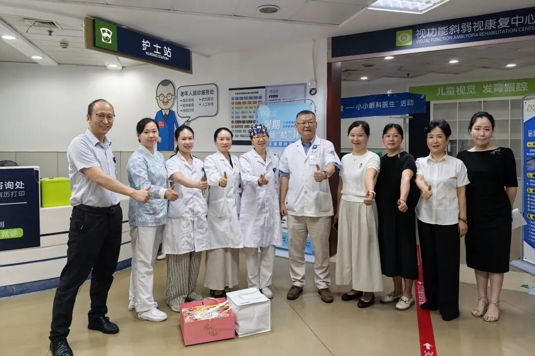 铸魂强基 德高技精 | 致敬每一位生命守护者,祝全体医师节日快乐!