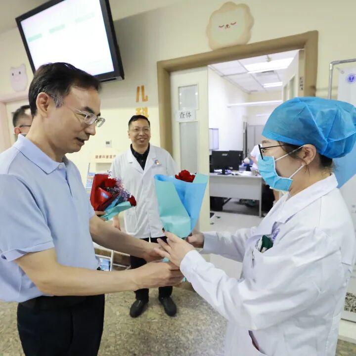 北大医疗海洋石油医院举行2026年医师节系列庆祝活动