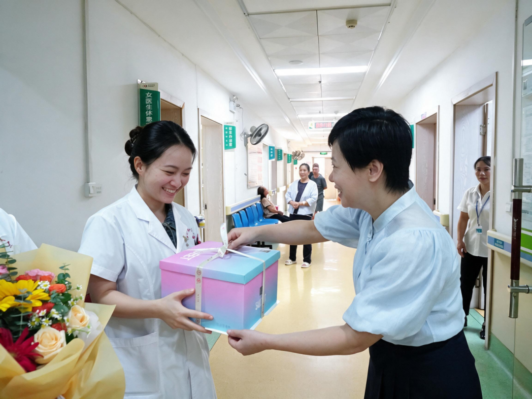 铸魂强基 德高技精——我院开展庆祝第九届中国医师节系列活动
