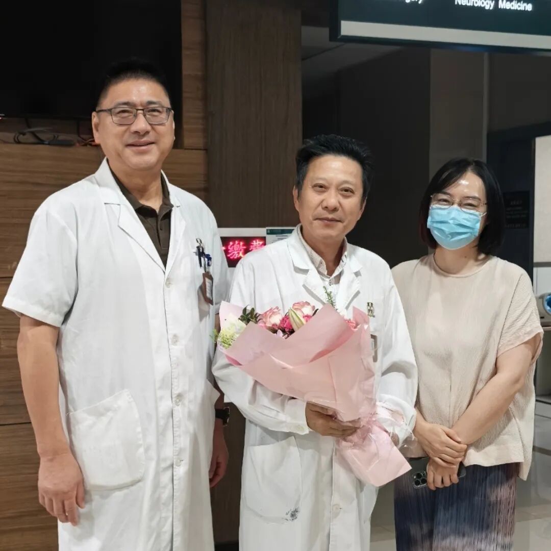 追光的人,终会光芒万丈!今天,把头条留给“生命守护者”