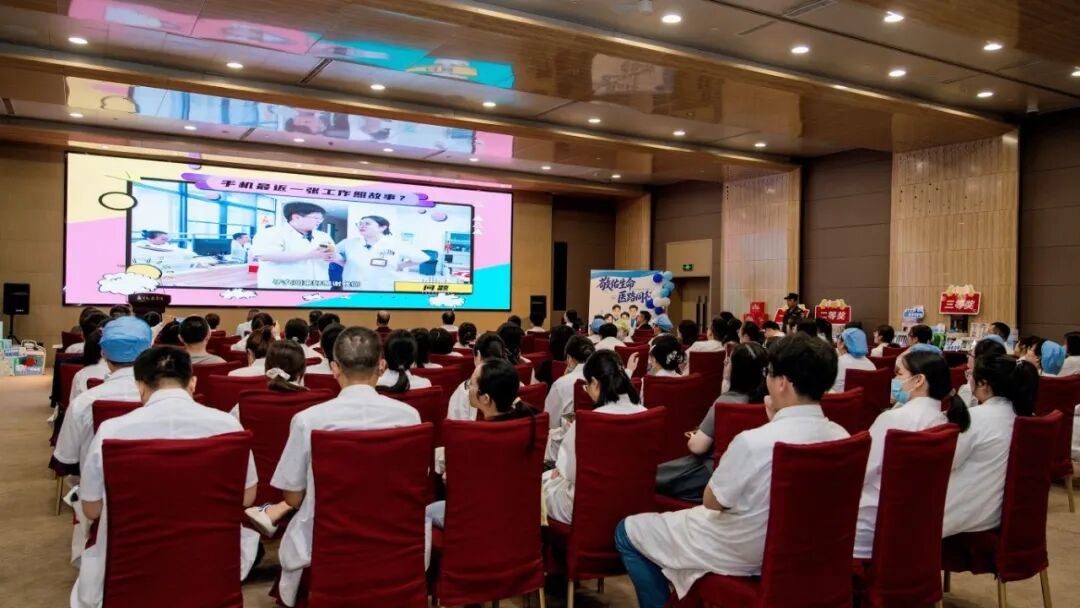 追光的人，终会光芒万丈！今天，把头条留给“生命守护者”