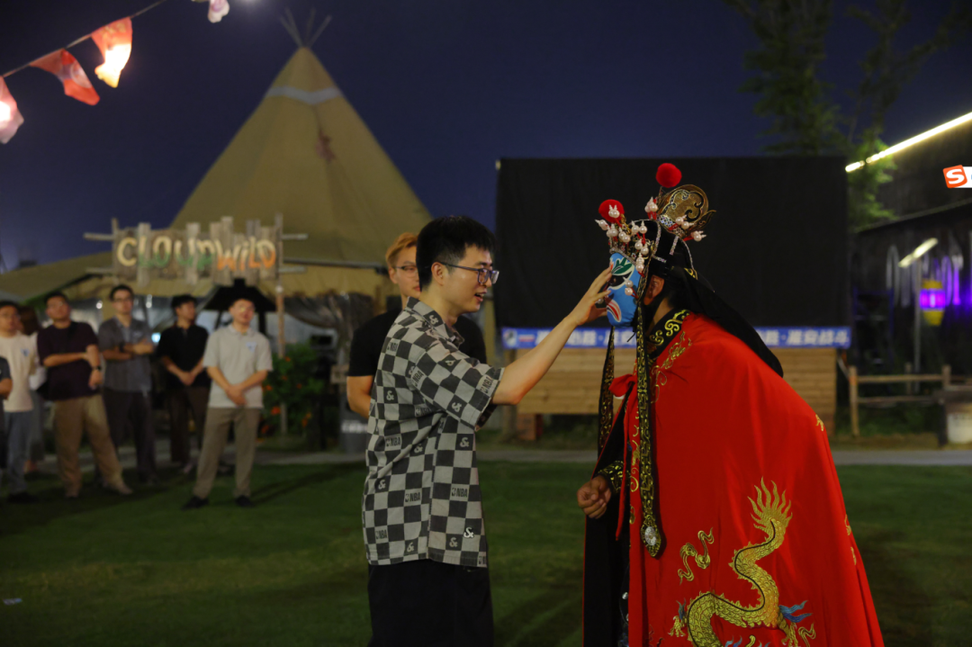 undefined 篝火配星空 甜度超标! “淮工有约、缘来是你” 七夕联谊浪漫收官