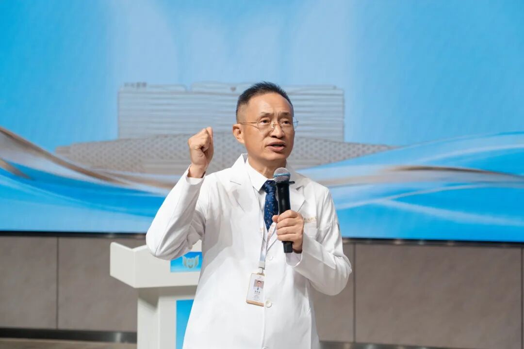 和守初心，祐护生命——和祐举行2026年医师节表彰大会