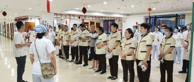 白天查、晚上练，只为守护那一抹“夕阳红”！