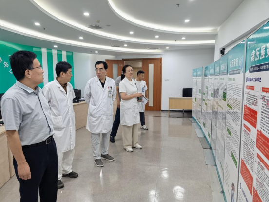 镜下观澜 · 术道有痕 丨 直击燕达医院病历展览现场:对照、思考、提升