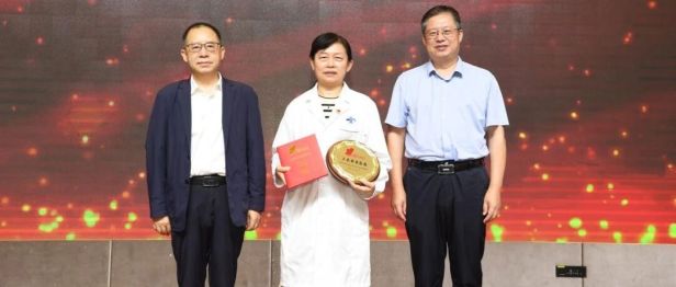 小家传大爱！交大一附院朱柏家庭荣膺 2026 年 “三秦最美家庭”