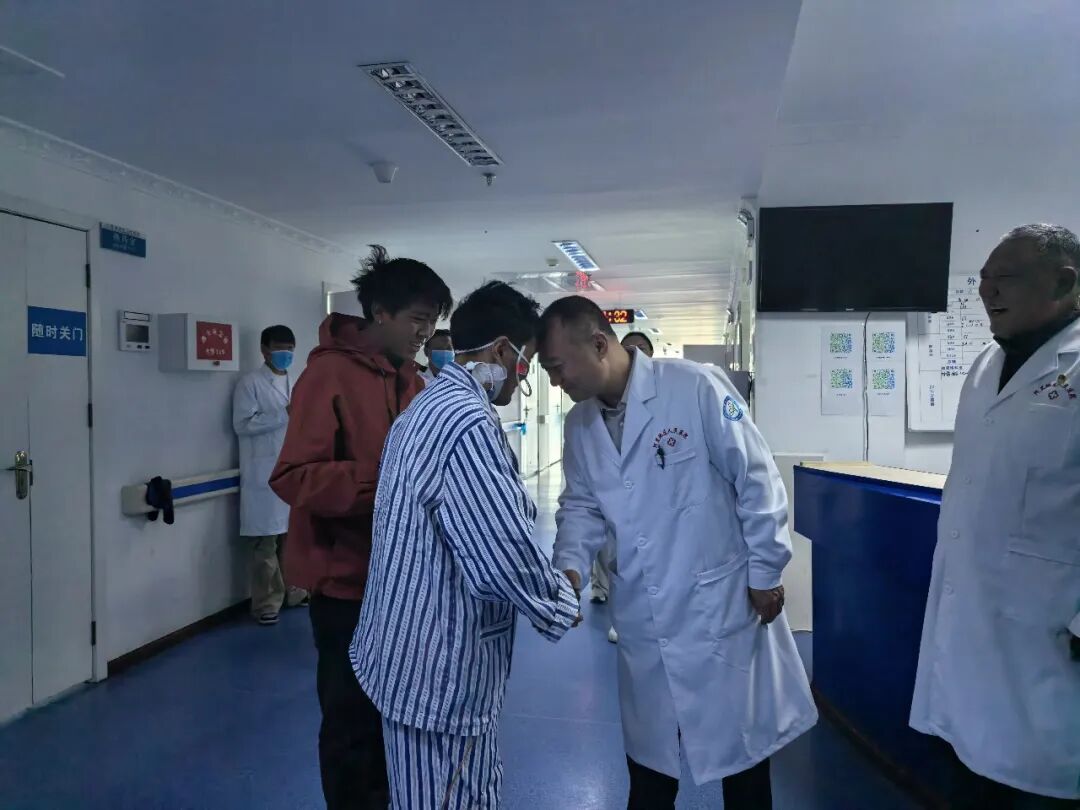 交大一附院援藏专家成功实施阿里地区人民医院首例胰十二指肠切除术
