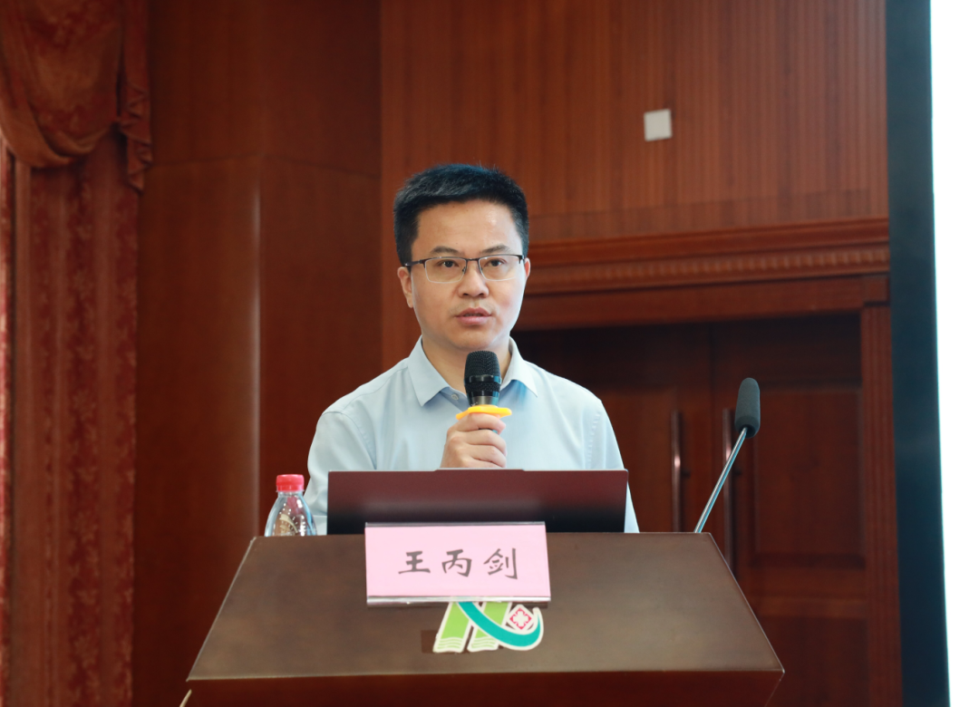 淬炼导师育人素养 厚植医学科创根基——淮安市一院研究生导师指导能力提升系列讲座第六期顺利举办