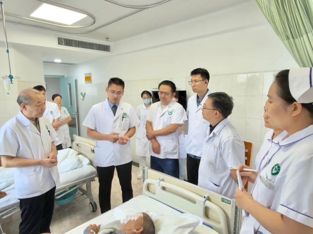 打破学科壁垒 深化融合实践——荆门市中心医院北院区普外科联合消化内科第五期大查房圆满完成
